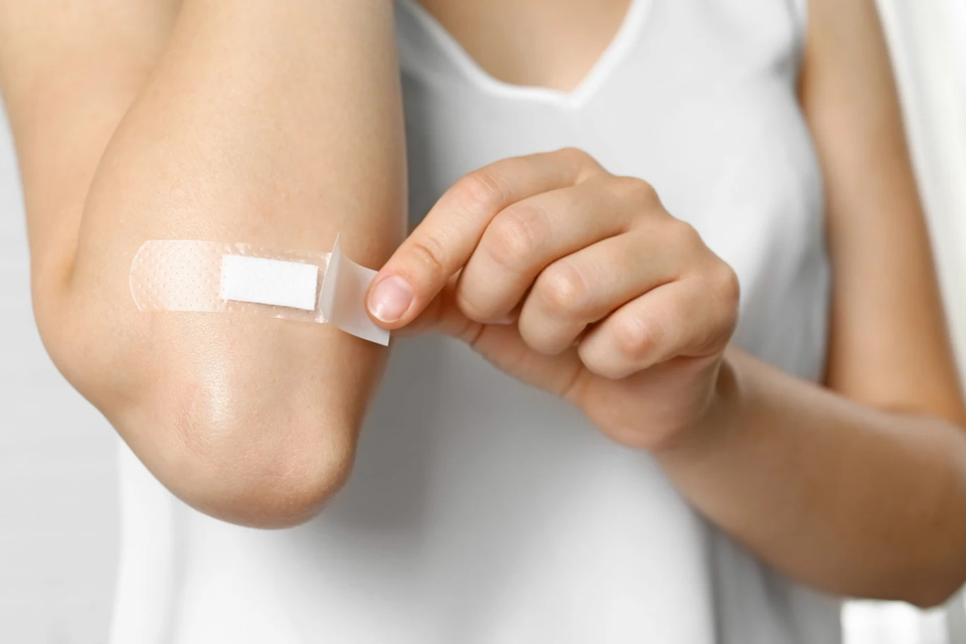 Nowe materiały medyczne zatrzymują krwawienie w minutę. Nowe materiały medyczne zatrzymują krwawienie w minutę.