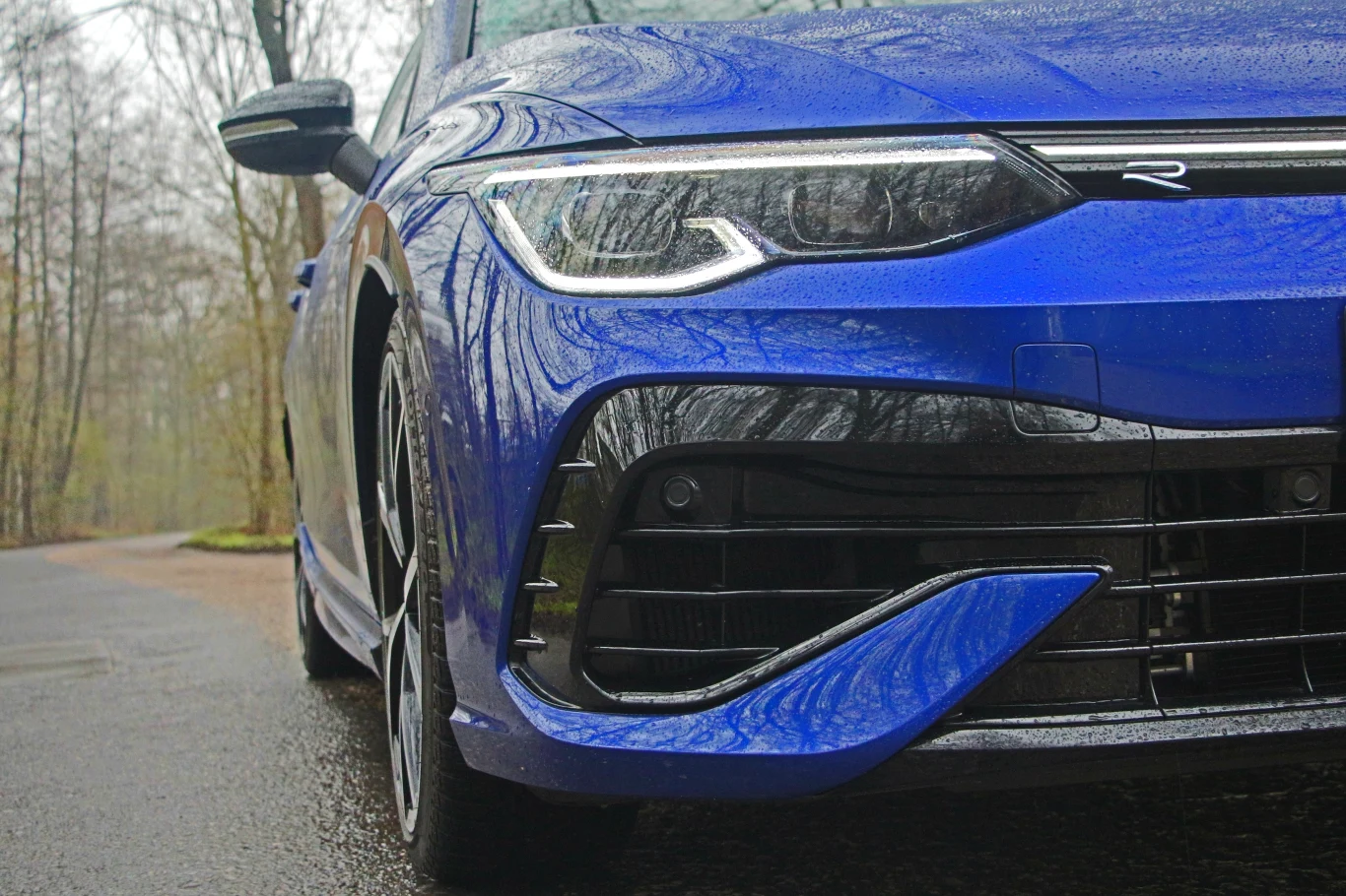Volkswagen Golf R