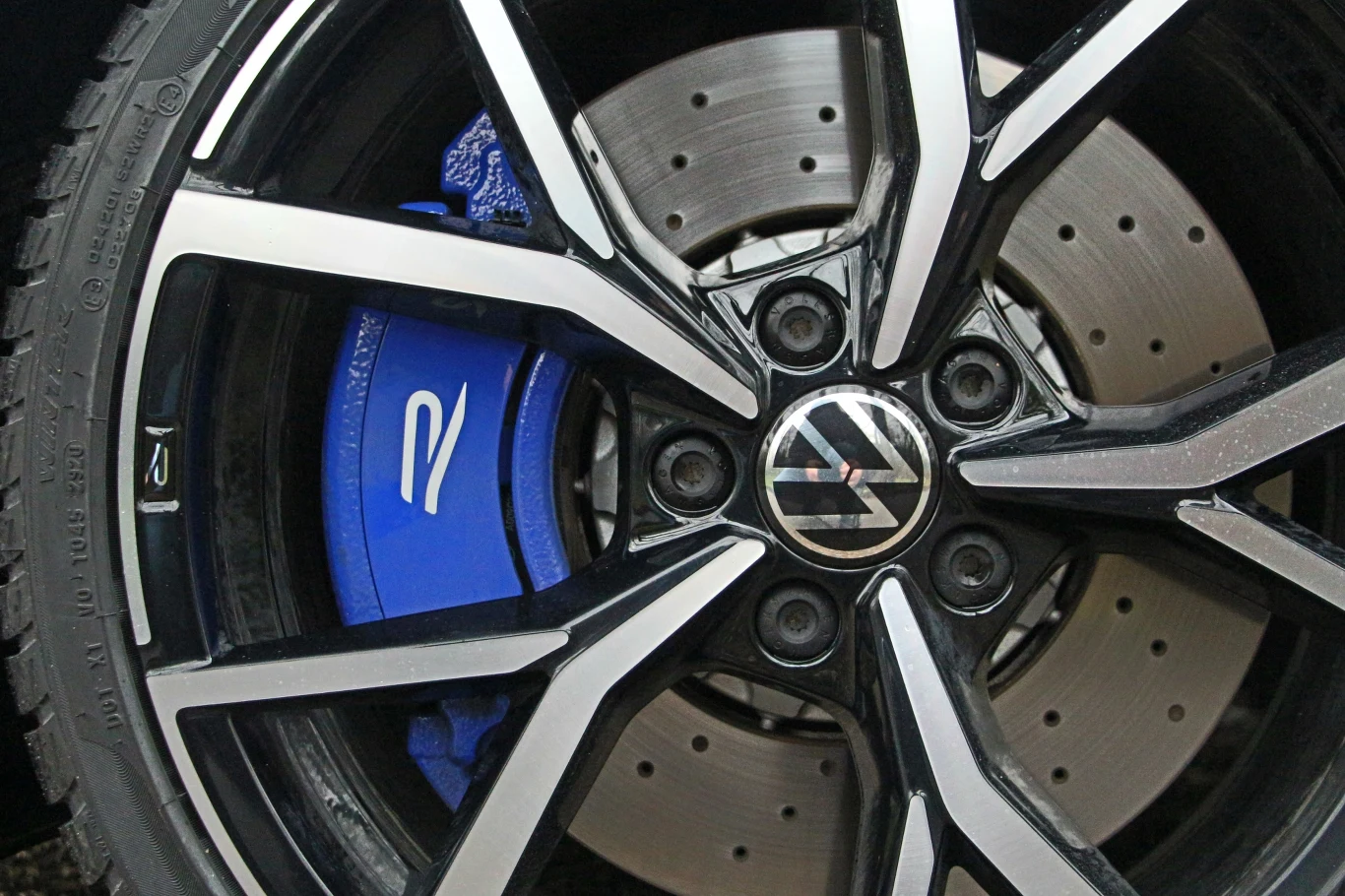 Volkswagen Golf R