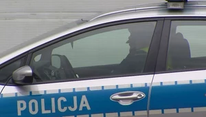 Uszkodziła trzy samochody, policję powiadomiło jej własne auto