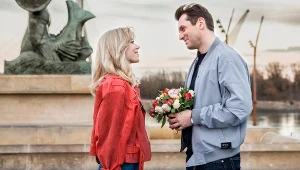 Marianna Zydek i Jacek Knap w scenie z filmu "Druga połowa"