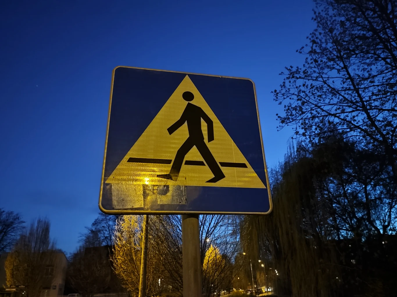 Tryb nocny Tryb nocny