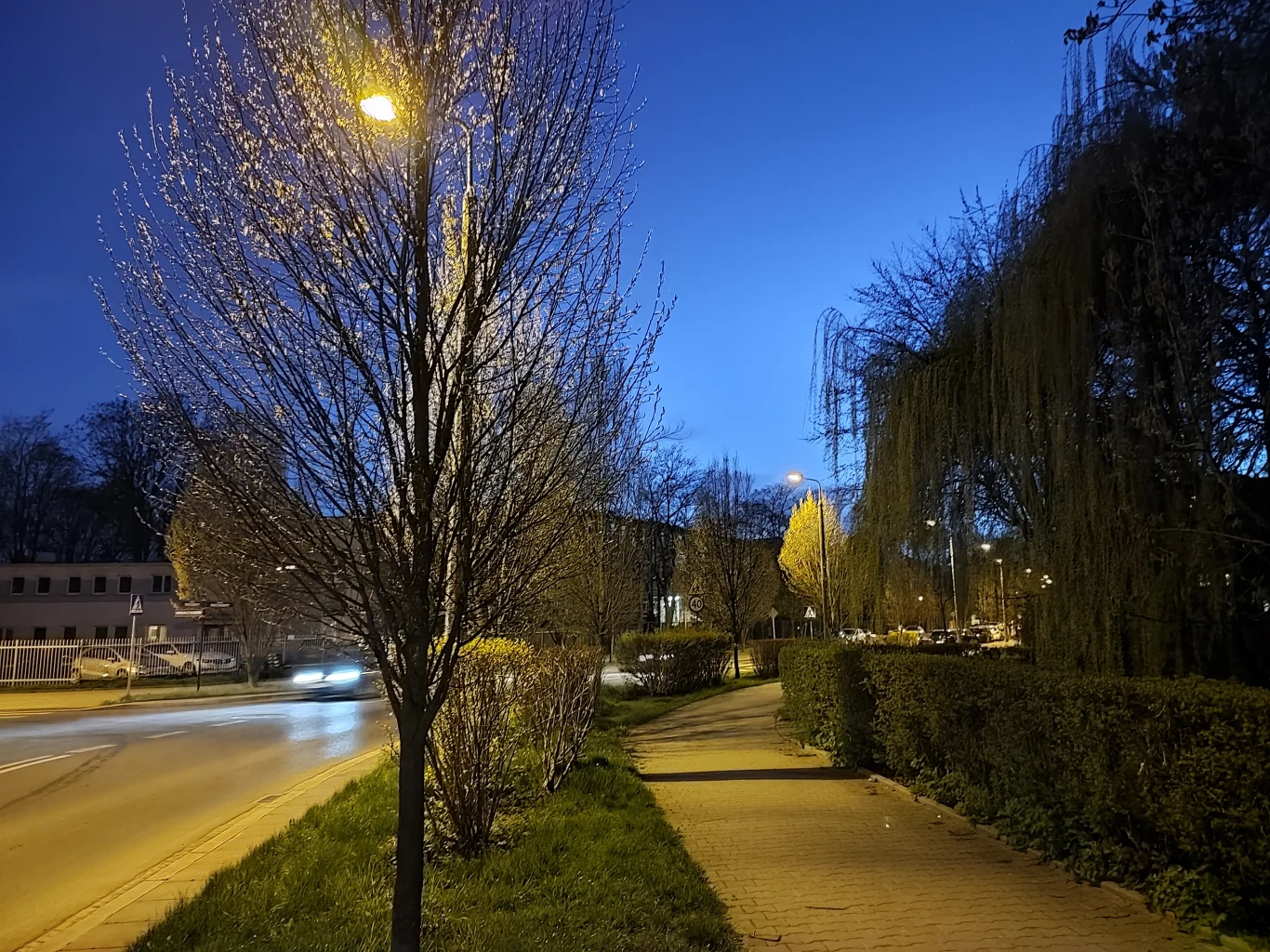 Tryb nocny Tryb nocny