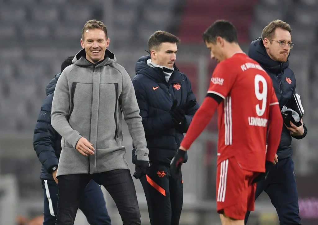 Julian Nagelsmann (z lewej) i Robert Lewandowski Julian Nagelsmann (z lewej) i Robert Lewandowski