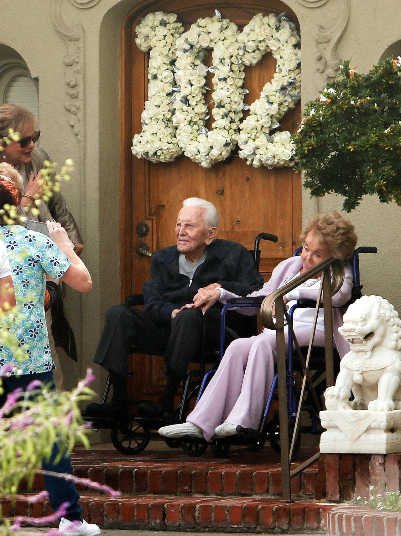 Anne Douglas, Kirk Douglas