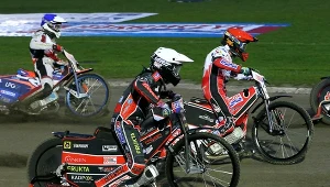 Żużel. Abramczyk Polonia leje chrzczone paliwo? Nic z tych rzeczy