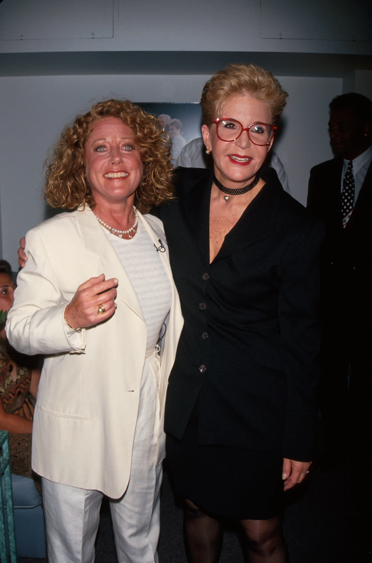 Podczas rozmowy ze stroną After Ellen przyznała, że o swojej orientacji seksualnej wiedziała już, gdy miała 20 lat. Dodała też, że mimo "skrajnej homofobii" w branży muzycznej w tamtym czasie, starała się żyć zgodnie ze swoim sumieniem. "Żyłam naturalnie, robiłam to, co chciałam. Niczego nie unikałam, ale i nikomu nie rzucałam się w oczy" – mówiła. 