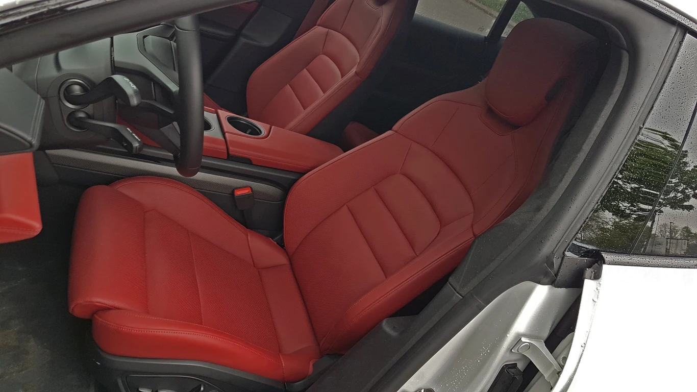 Porsche Taycan Cross Turismo