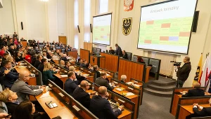 Polityczne puzzle na Dolnym Śląsku, czyli kto kogo "rozegrał"