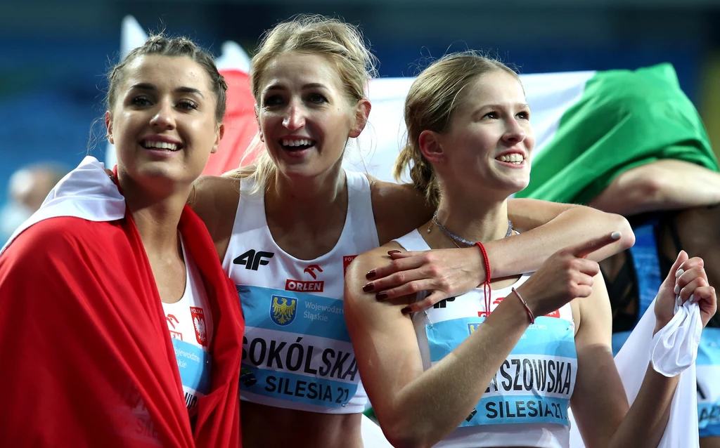 Magdalena Stefanowicz, Katarzya Sokólska i Pia Skrzyszowska Magdalena Stefanowicz, Katarzya Sokólska i Pia Skrzyszowska