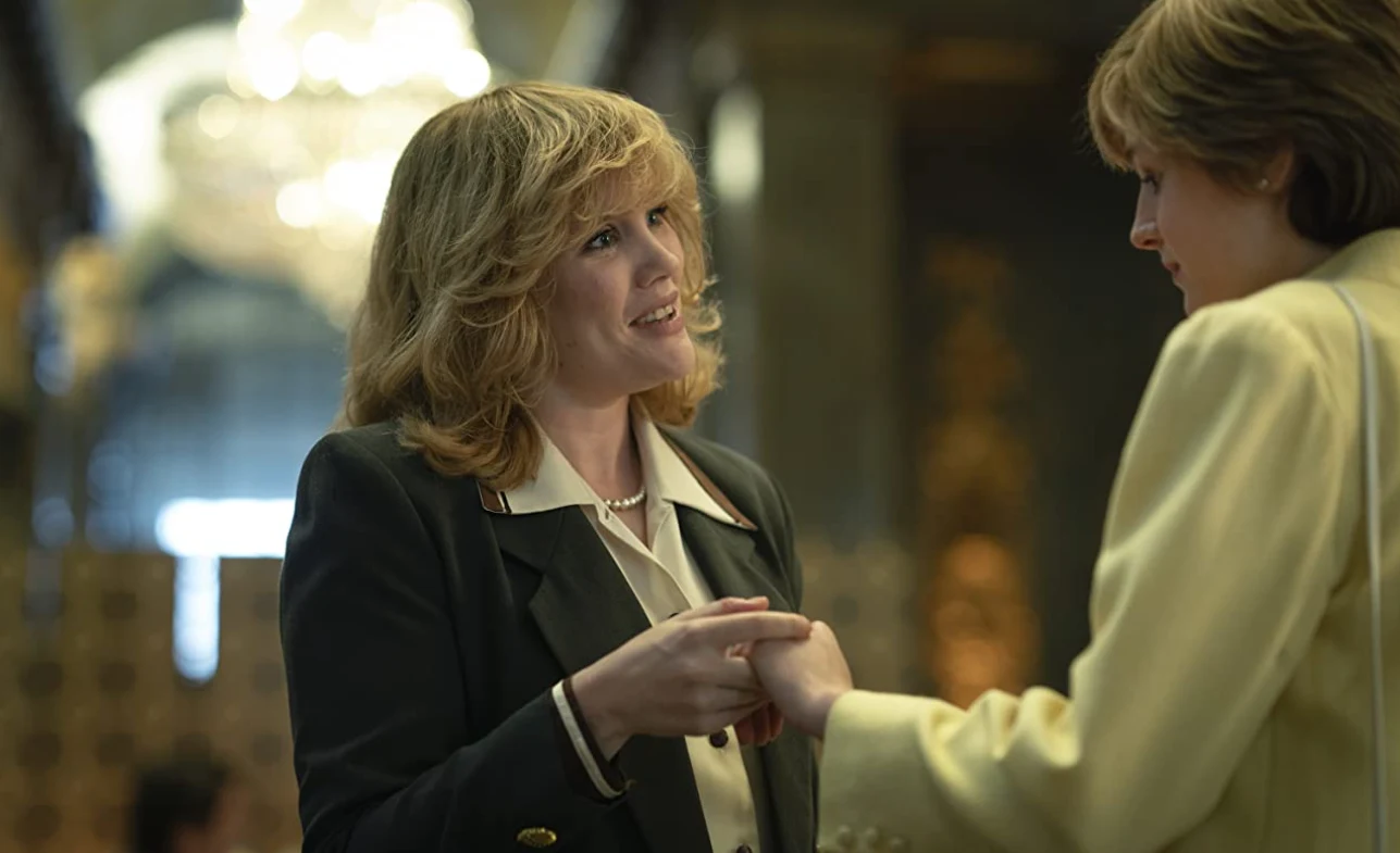 Emerald Fennell jako Camilla Parker Bowles w serialu "The Crown" (2016)