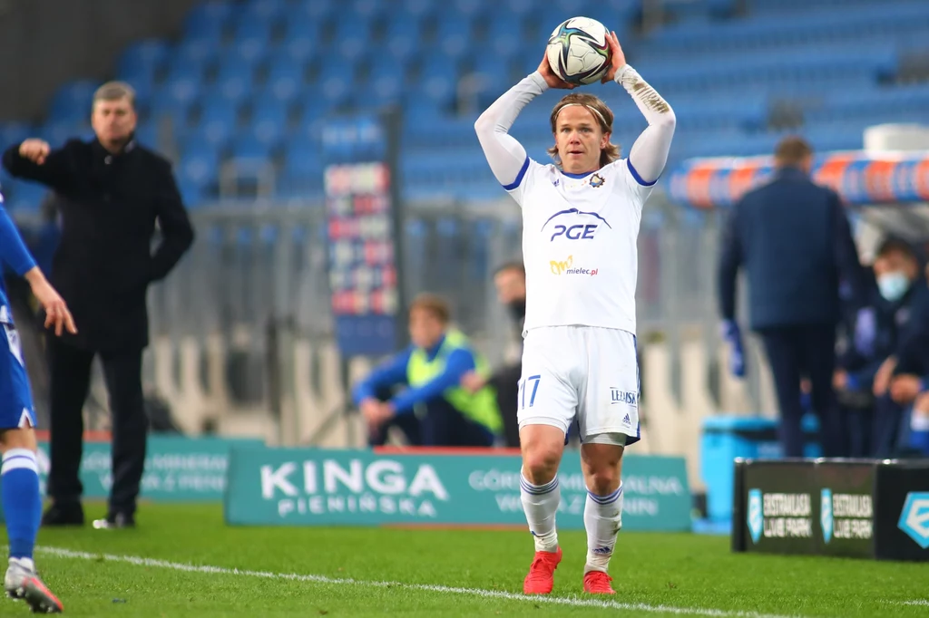 Petteri Forsell i trener Maciej Skorża podczas meczu Lech Poznań - Stal Mielec Petteri Forsell i trener Maciej Skorża podczas meczu Lech Poznań - Stal Mielec