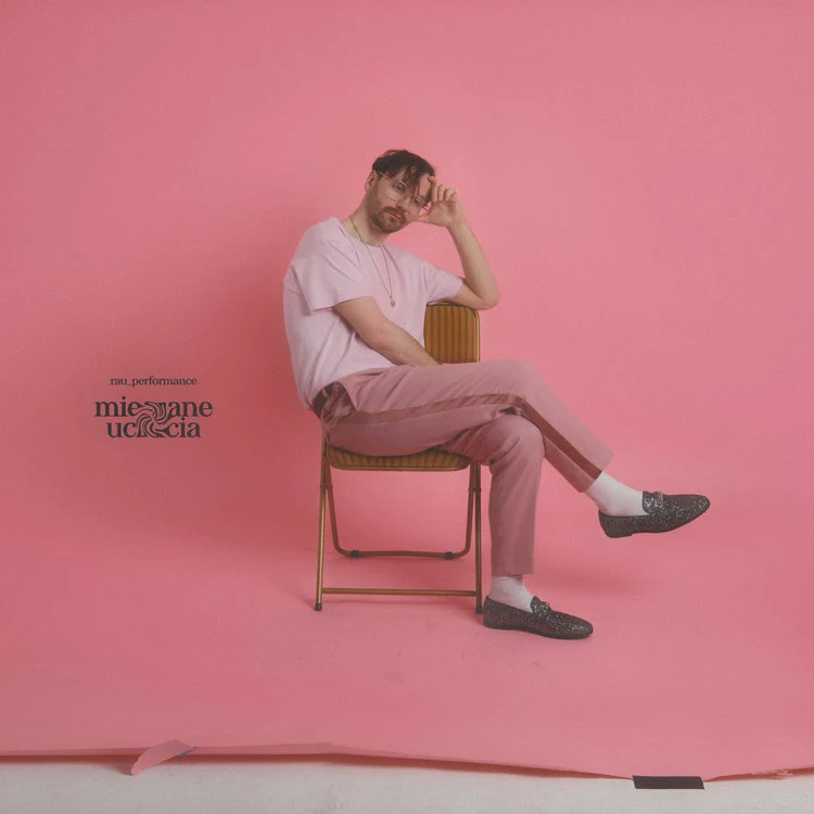 Rau Performance na okładce "Mieszane uczucia" Rau Performance na okładce "Mieszane uczucia"