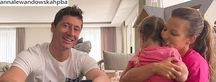 Zdjęcie z Instagrama @@annalewandowskahpba
