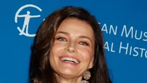  Na przestrzeni lat Paulina Porizkova pozowała dla topowych czasopism. Pojawiła się m.in. na okładce "Sports Illustrated" oraz "New York". 

Nie odrzuciła też propozycji "Playboya". Piękność współpracowała z wieloma markami, w tym z Versace, Chanel, Christianem Diorem, Victoria’s Secret czy Calvinem Kleinem. 

Modeling to jednak nie wszystko. Paulina Porizkova postanowiła rozwijać się również jako aktorka. 

Przed kamerą wystąpiła w takich produkcjach jak: "Portfolio", "Anna", "Jej alibi", "Arizona Dream" i "Czwartek". Ma również na koncie występ w popularnym serialu "Gotowe na wszystko".