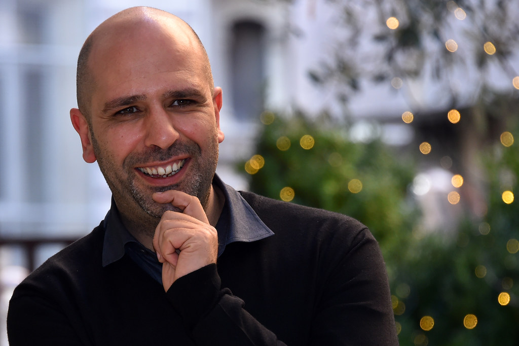 Checco Zalone nagrał szczepionkowy przebój