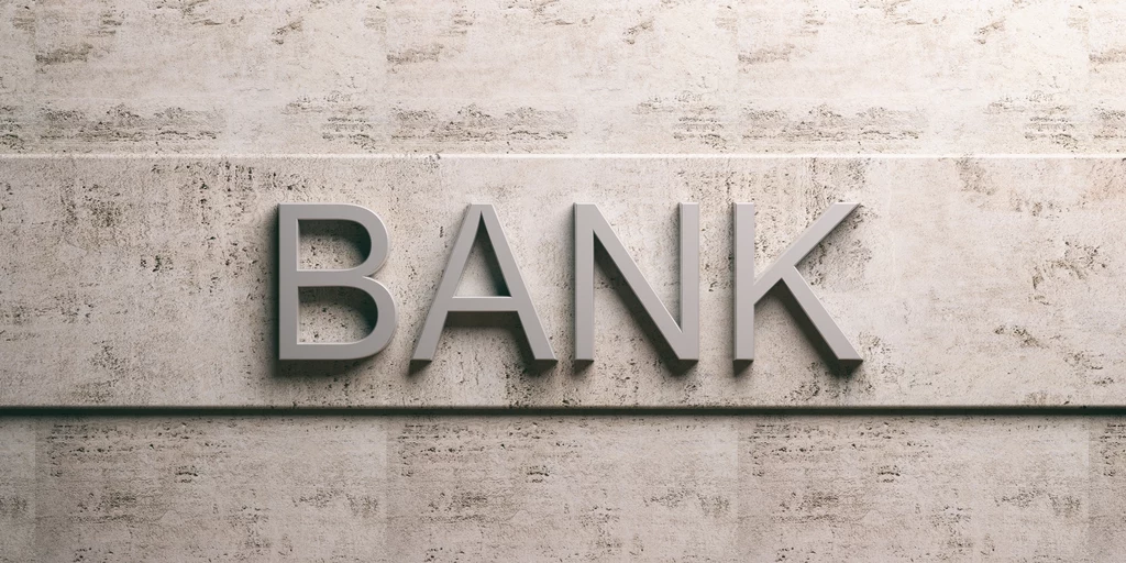 Wzrost stóp procentowych zwiększy zysk netto giełdowych banków o 30 procent