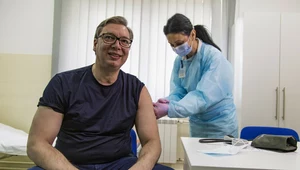 Prezydent Serbii Aleksandar Vuczić przyjął chińską szczepionkę Sinopharm