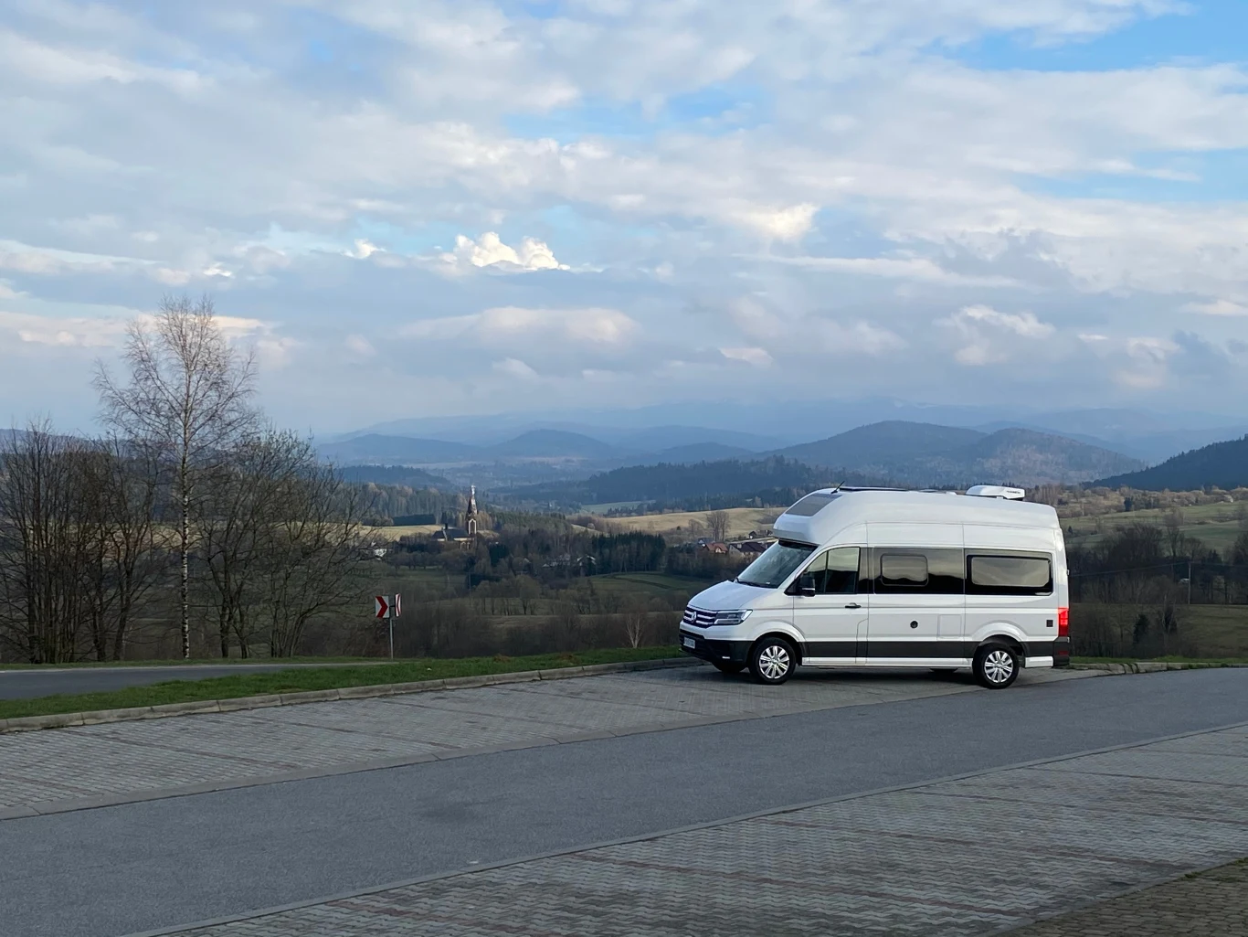 Volkswagenem Grand California po Bieszczadach Volkswagenem Grand California po Bieszczadach