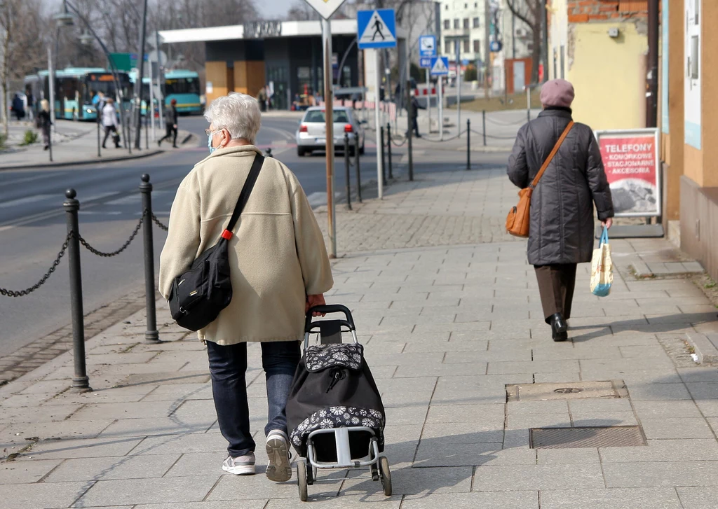 Polacy będą żyli coraz krócej. Są nowe dane