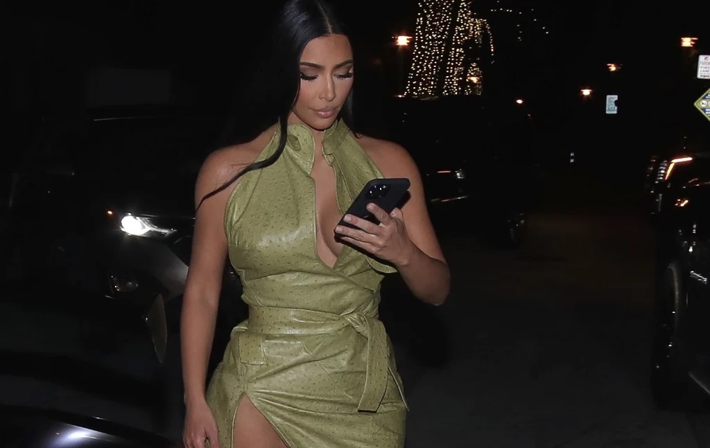 Kim Kardashian wie, jak podgrzać atmosferę w swoich mediach społecznościowych