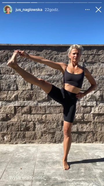 Justyna Nagłowska ćwiczy jogę (https://www.instagram.com/jus_naglowska/)