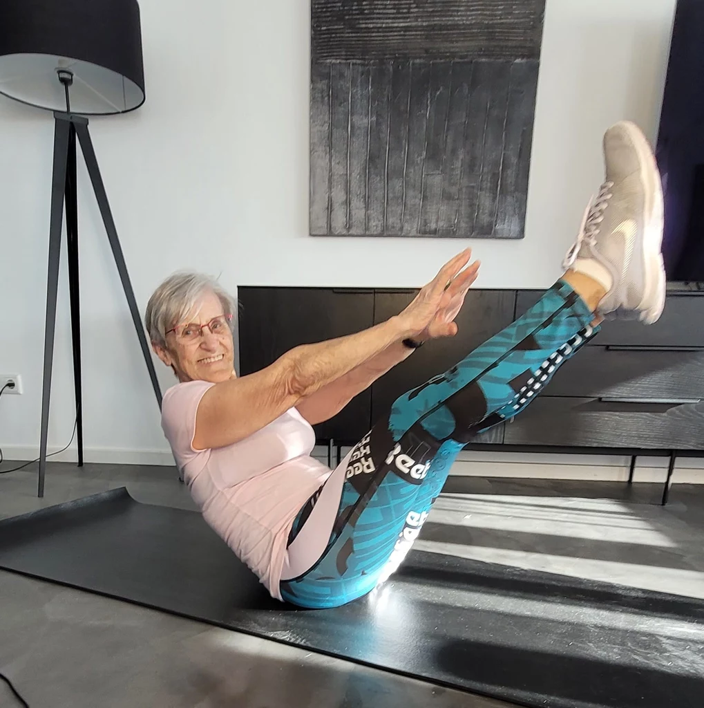 Ma 81 lat, a jej pasją jest fitness