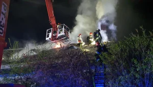 Zdjęcie z akcji gaśniczej; źródło: Komenda Powiatowa PSP w Legionowie/ facebook