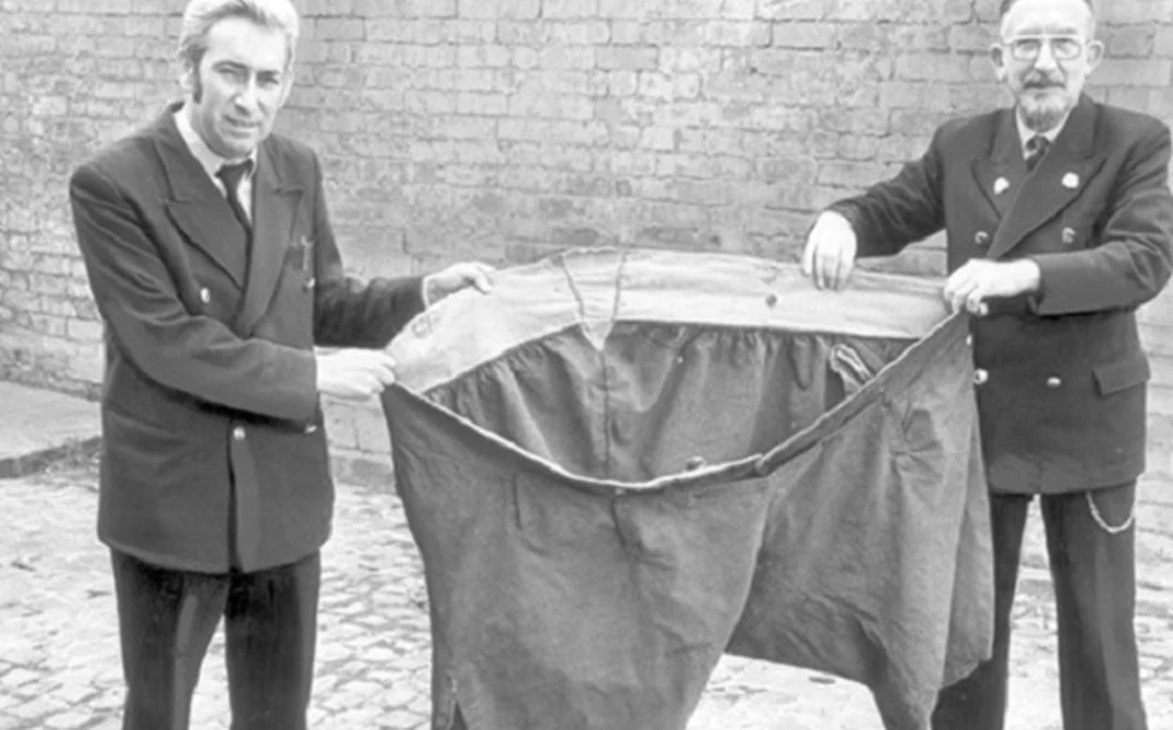 Najdłuższy post w historii dobiegł końca po 382 dniach, 11 lipca 1966 roku. W trakcie jego trwania mężczyzna stracił 125 kilogramów, osiągając zamierzoną wagę Najdłuższy post w historii dobiegł końca po 382 dniach, 11 lipca 1966 roku. W trakcie jego trwania mężczyzna stracił 125 kilogramów, osiągając zamierzoną wagę