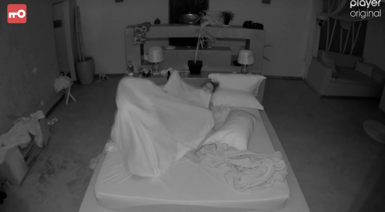 Bibi i Simon mocno się do siebie zbliżyli Bibi i Simon mocno się do siebie zbliżyli