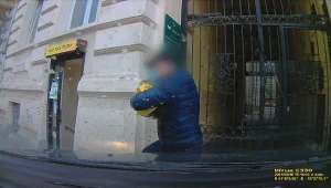 Mężczyzna ukradł reklamówkę, w której było 800 tys. zł