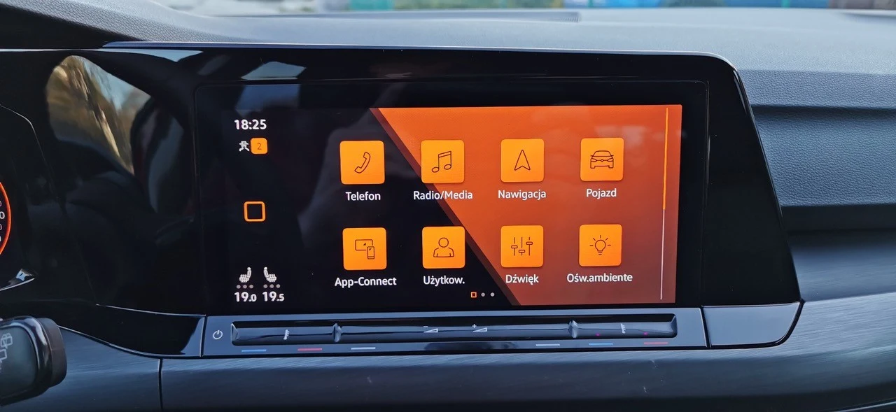 Volkswagen Golf Variant 1.5 eTSI Volkswagen Golf Variant 1.5 eTSI