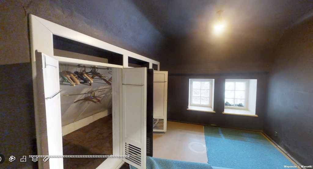 Garderoba przed remontem Garderoba przed remontem