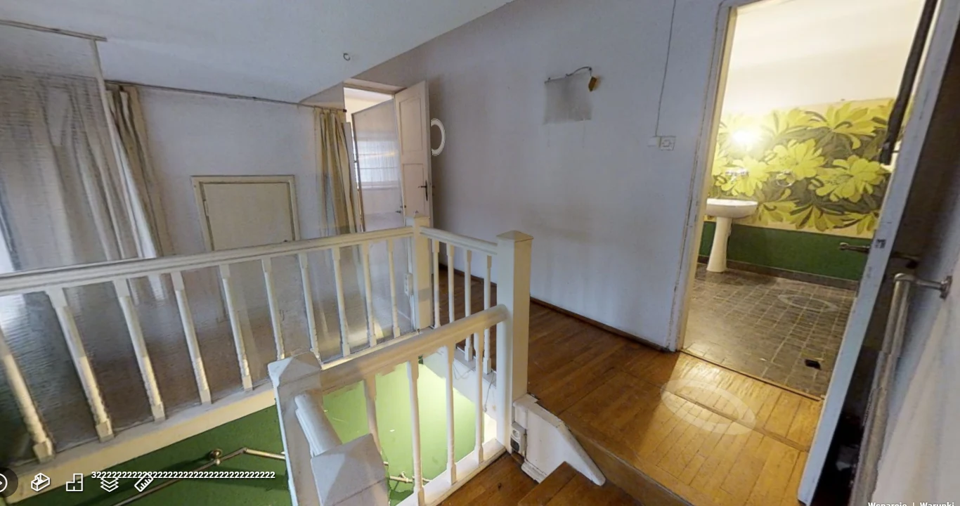 Klatka schodowa przed remontem Klatka schodowa przed remontem