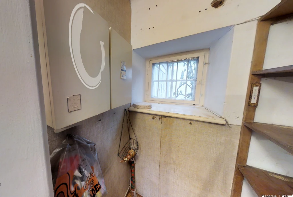 Spiżarnia przed remontem Spiżarnia przed remontem