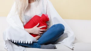 Nieregularna miesiączka? Obfite krwawienia? Wyjaśniamy, w czym upatrywać przyczyny