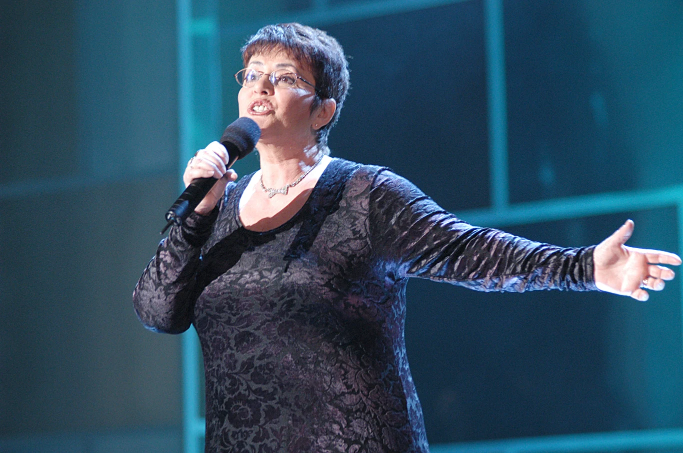 Fryderyka Elkana, 2003 rok Fryderyka Elkana, 2003 rok