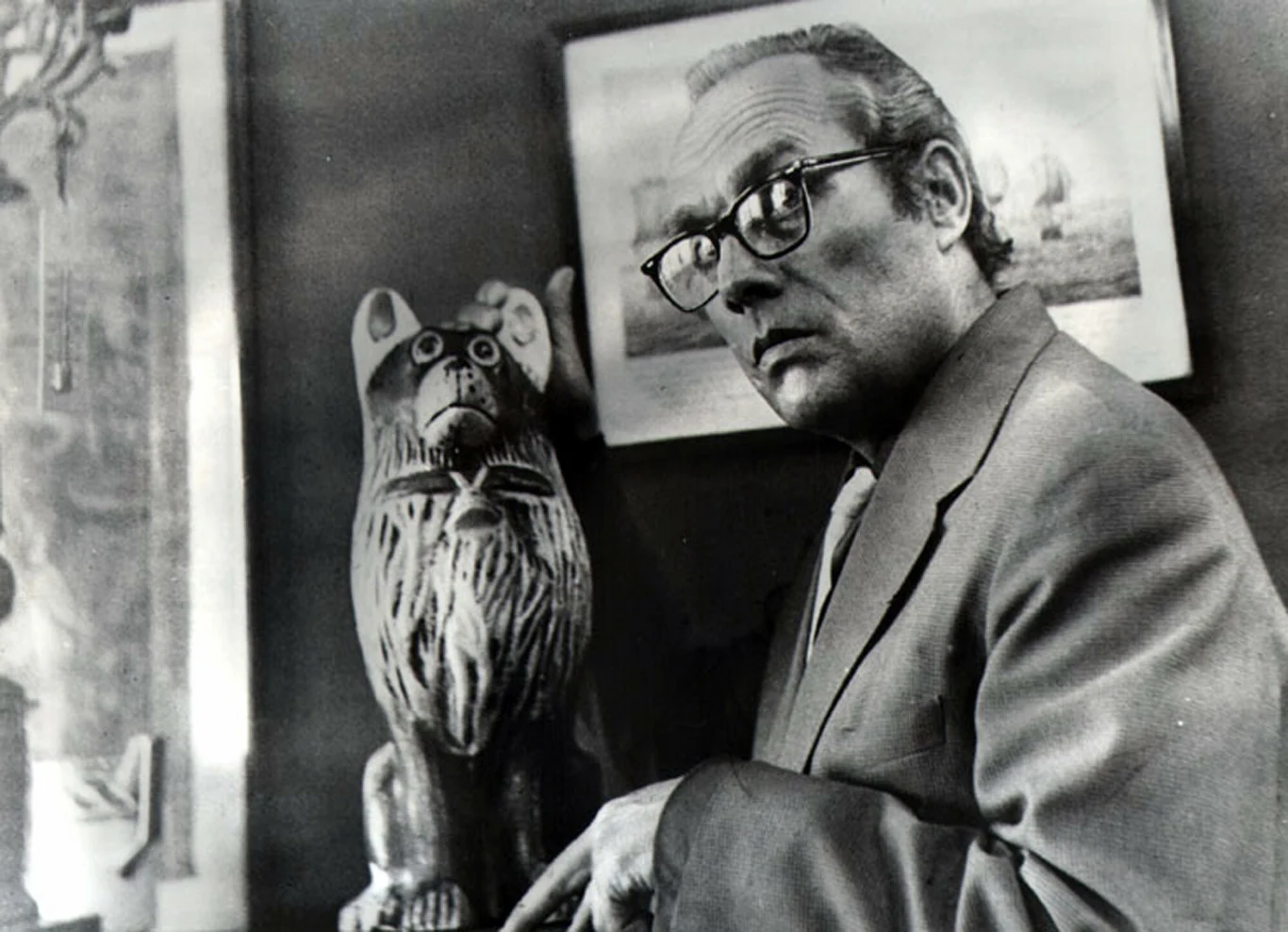 "Niezwykła prawość i lojalność kazały Jasiukowi ustrzec mnie przed katastrofą, bo przecież mógłby odejść w czasie realizacji filmu (...) W czasie kręcenia ślubu Barbary i Bogumiła przyszedł do kościoła wizytek. Stał cicho w nawie bocznej i łzy płynęły mu po policzkach. Ktoś mnie odwołał. Kiedy wróciłem, już go nie było. Umarł w dniu, w którym kręciliśmy scenę z nenufarami" - pisał w swojej książce "Noce i dnie mojego życia" reżyser Jerzy Antczak. 

Stanisław Jasiukiewicz pochowany został na Powązkach. 