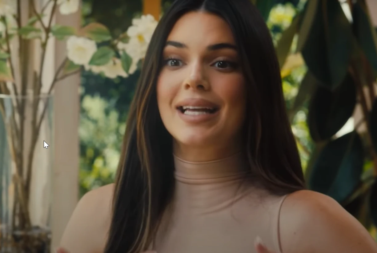 Kendall Jenner w serii "Open Minded" dla Vogue. For: screen z YouTube