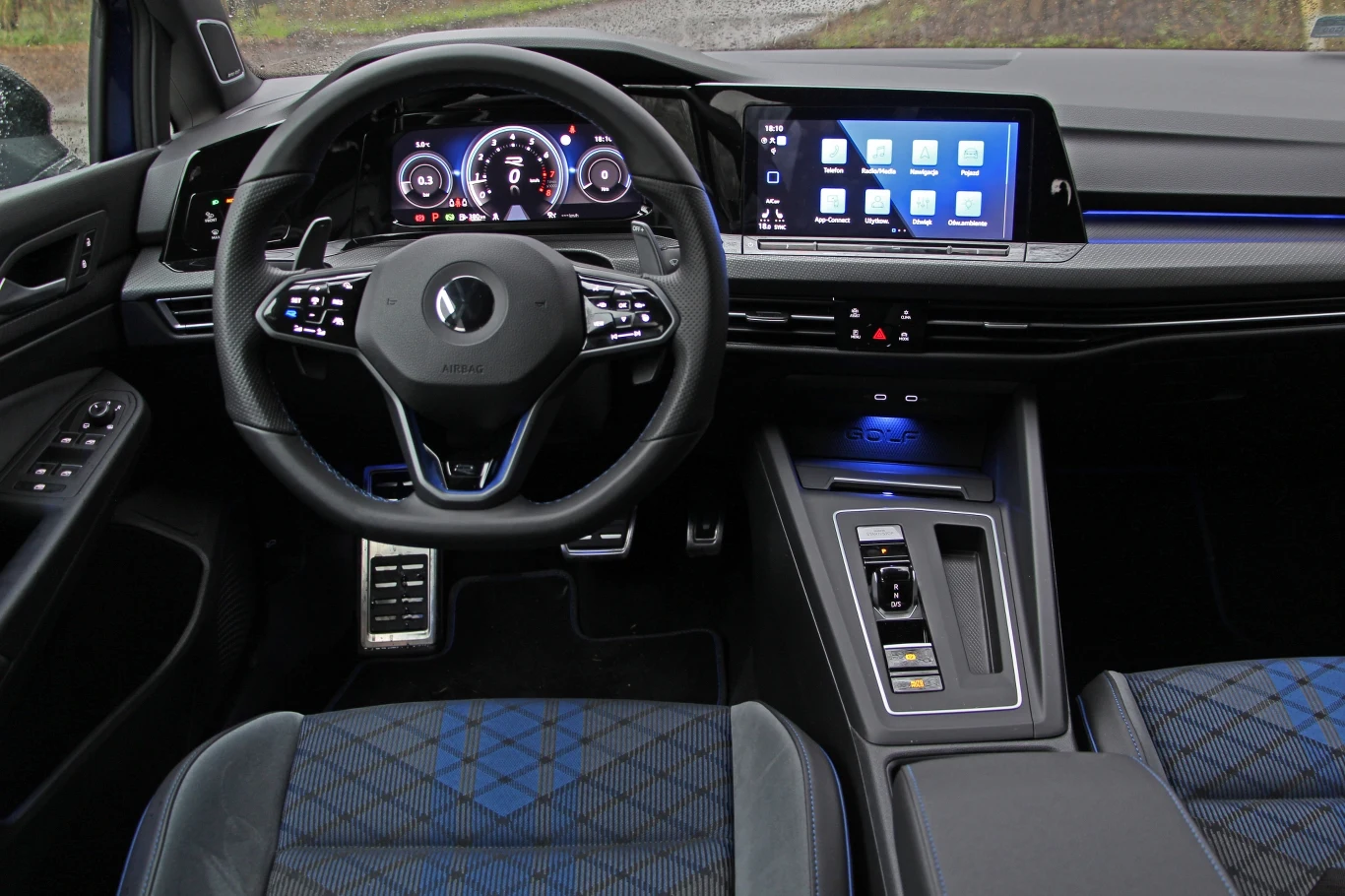 Volkswagen Golf R