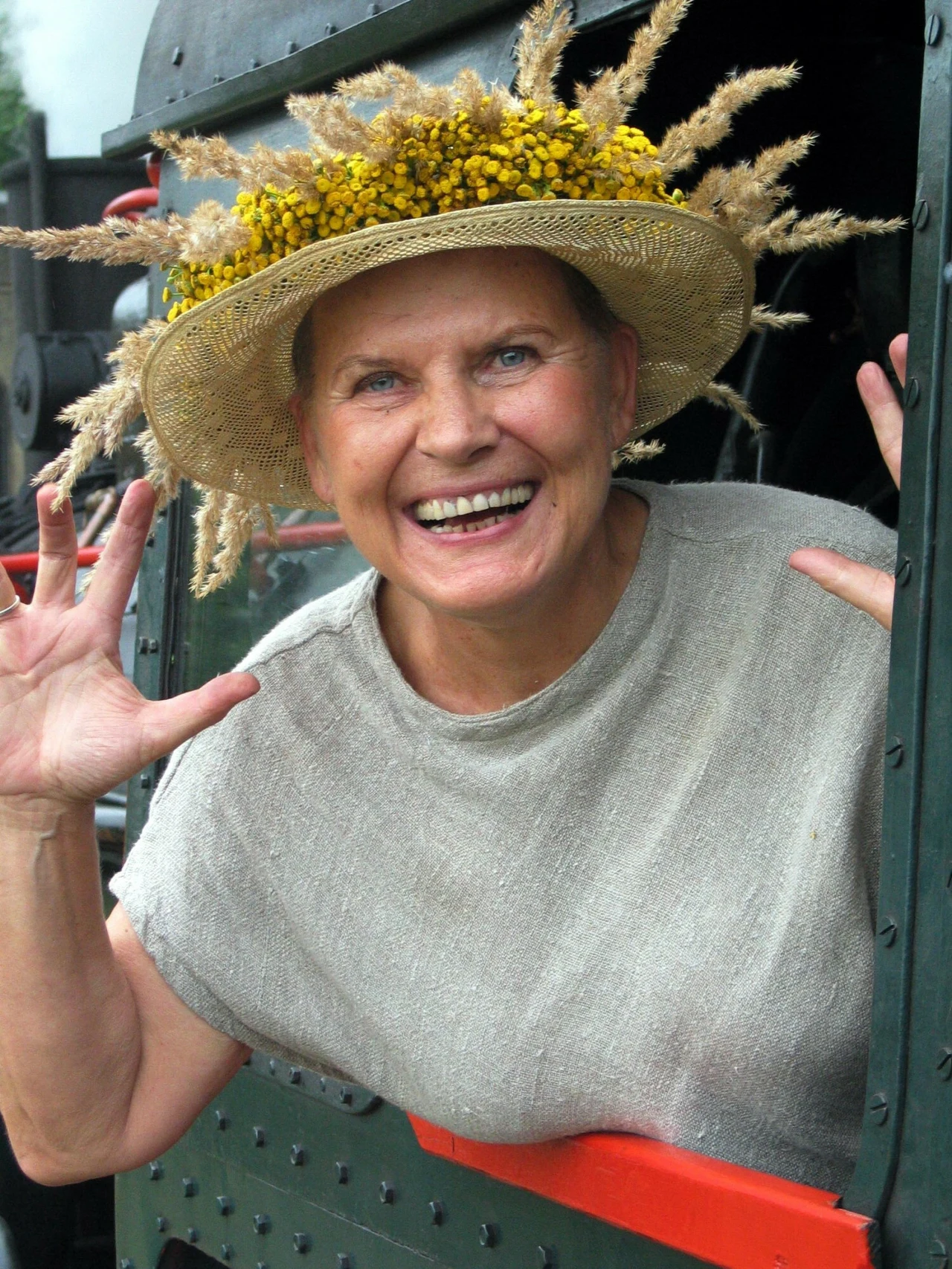 Elżbieta Dzikowska Elżbieta Dzikowska