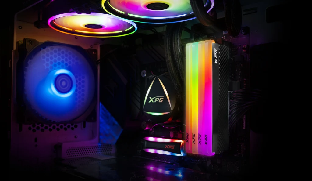 Użytkownik ma do wyboru kilka trybów podświetlenia (statyczne, oddychanie i kometę) lub może zsynchronizować z rytmem muzyki w trybie muzycznym. Użytkownik ma do wyboru kilka trybów podświetlenia (statyczne, oddychanie i kometę) lub może zsynchronizować z rytmem muzyki w trybie muzycznym.