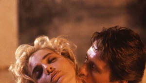 Sharon Stone i Michael Douglas w "Nagim instynkcie"