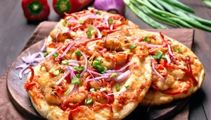 Azjatycka pizza naan