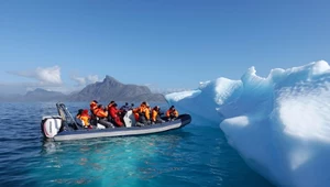 Grenlandia "blisko punktu krytycznego". Lód topi się coraz szybciej  