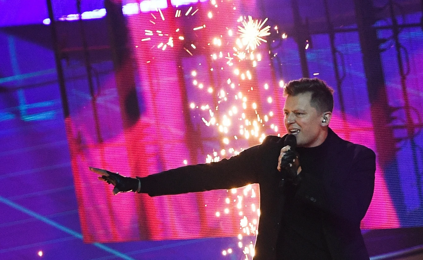 Rafał Brzozowski podczas próby przed drugim finałem Eurowizji 2021 Rafał Brzozowski podczas próby przed drugim finałem Eurowizji 2021