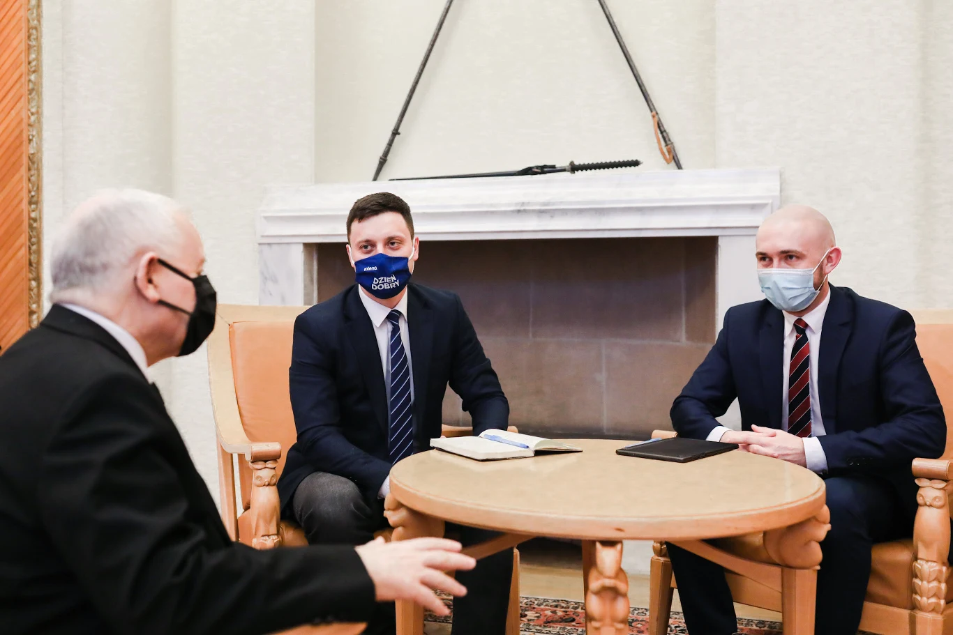 Jarosław Kaczyński w rozmowie z Piotrem Witwickim i Marcinem Fijołkiem