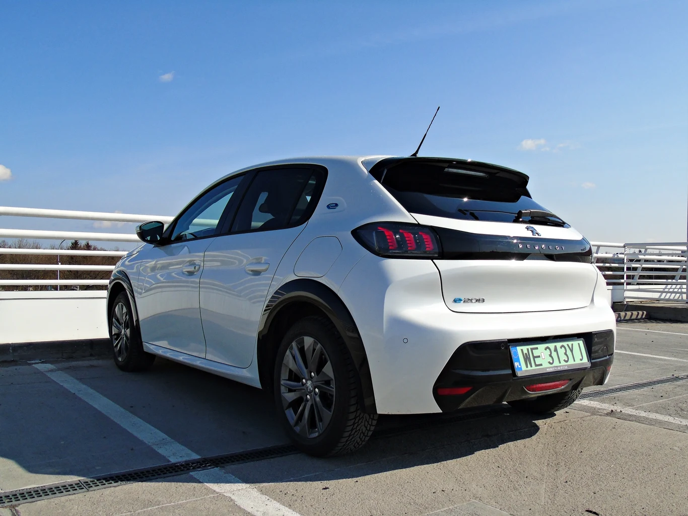 Peugeot e-208 na zdjęciach Peugeot e-208 na zdjęciach