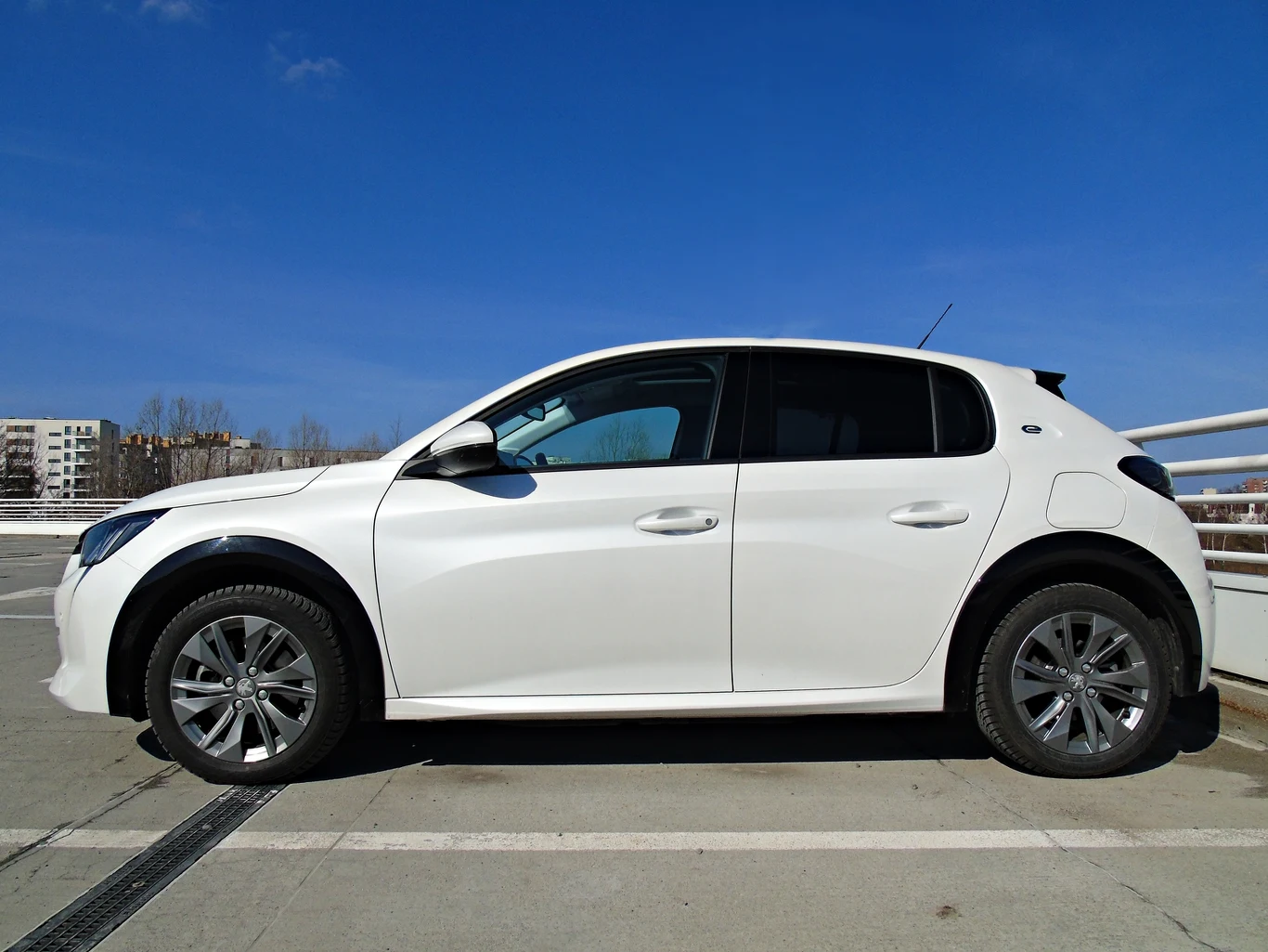 Peugeot e-208 Peugeot e-208