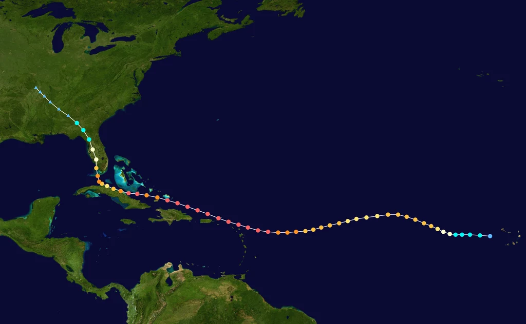 Huragan przebył drogę przez cały Atlantyk od wybrzeży Afryki do USA